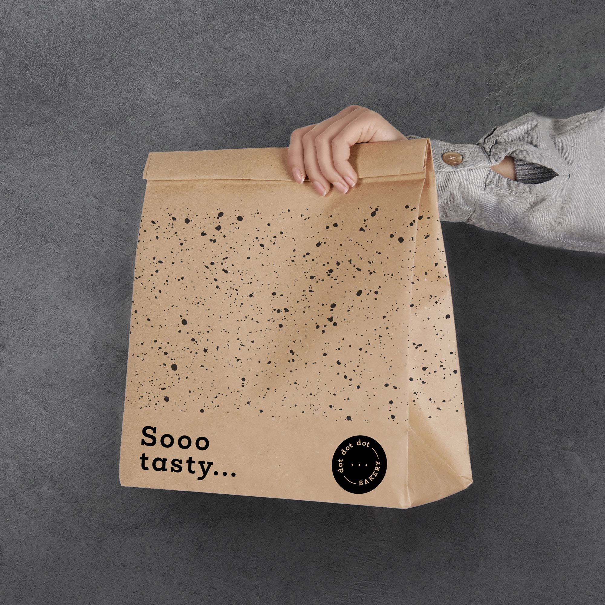 Karolina Król Studio illustrated craft paper bakery bag packaging design