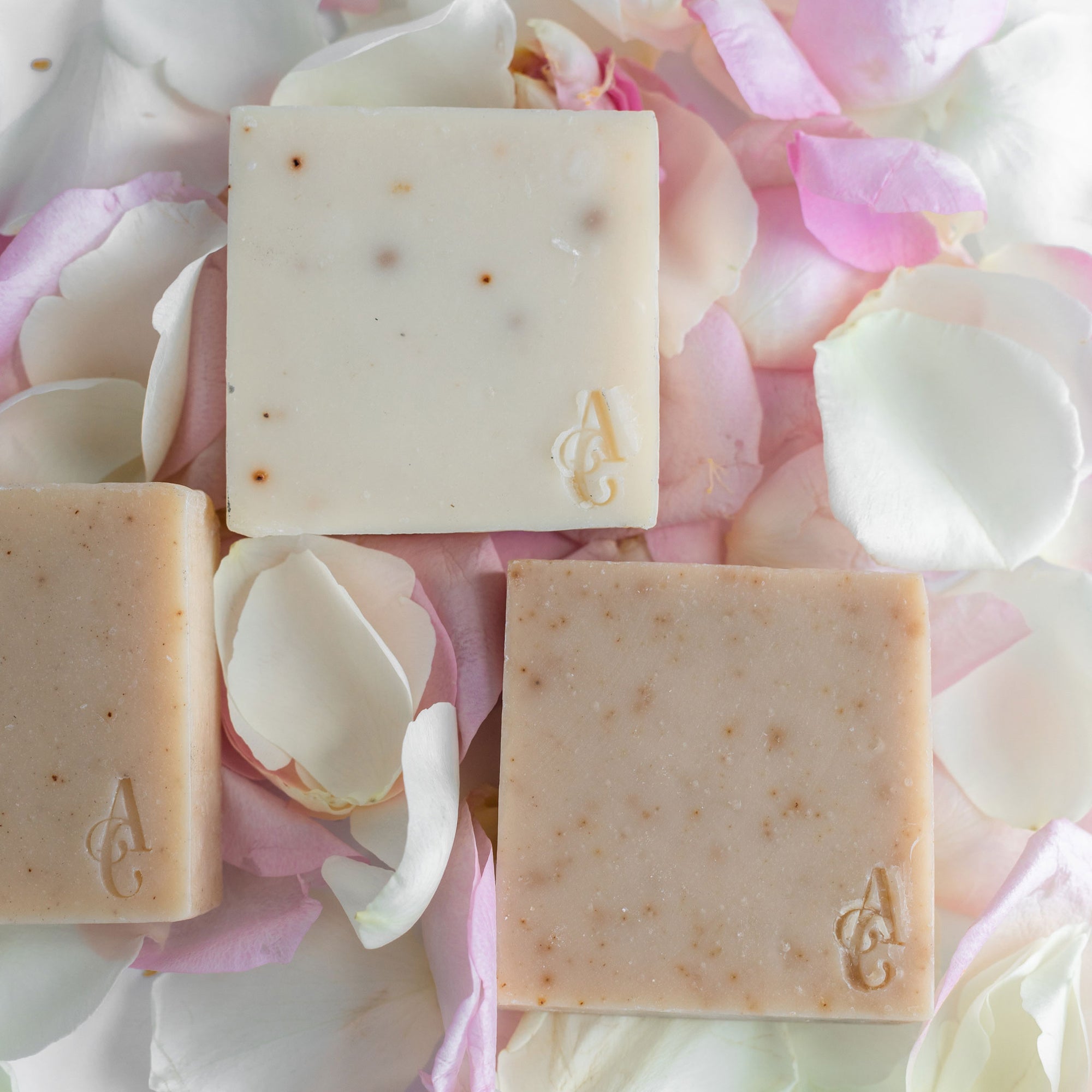 Karolina Król Studio natural branding for a sustainable soap brand