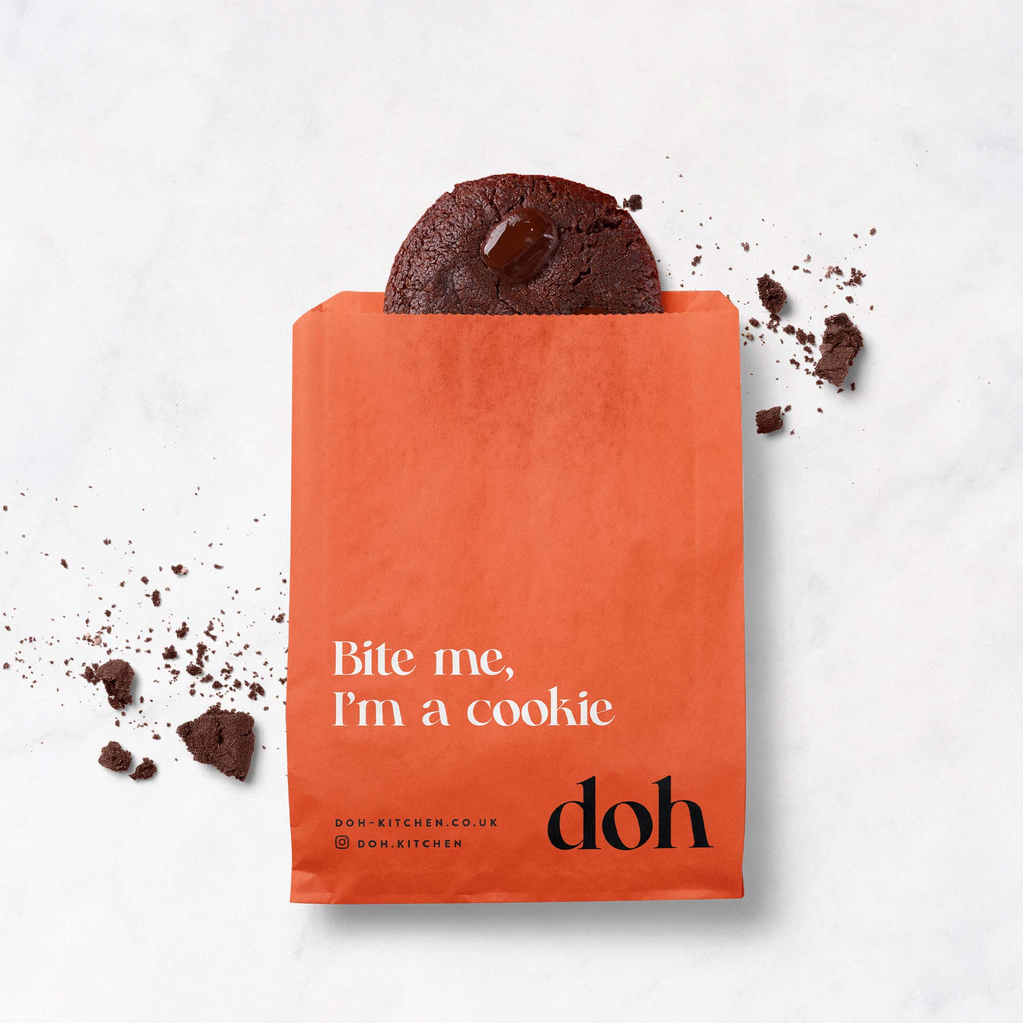 karolina krol studio doh vegan cookies sustainable minimalist packaging design paper bag
