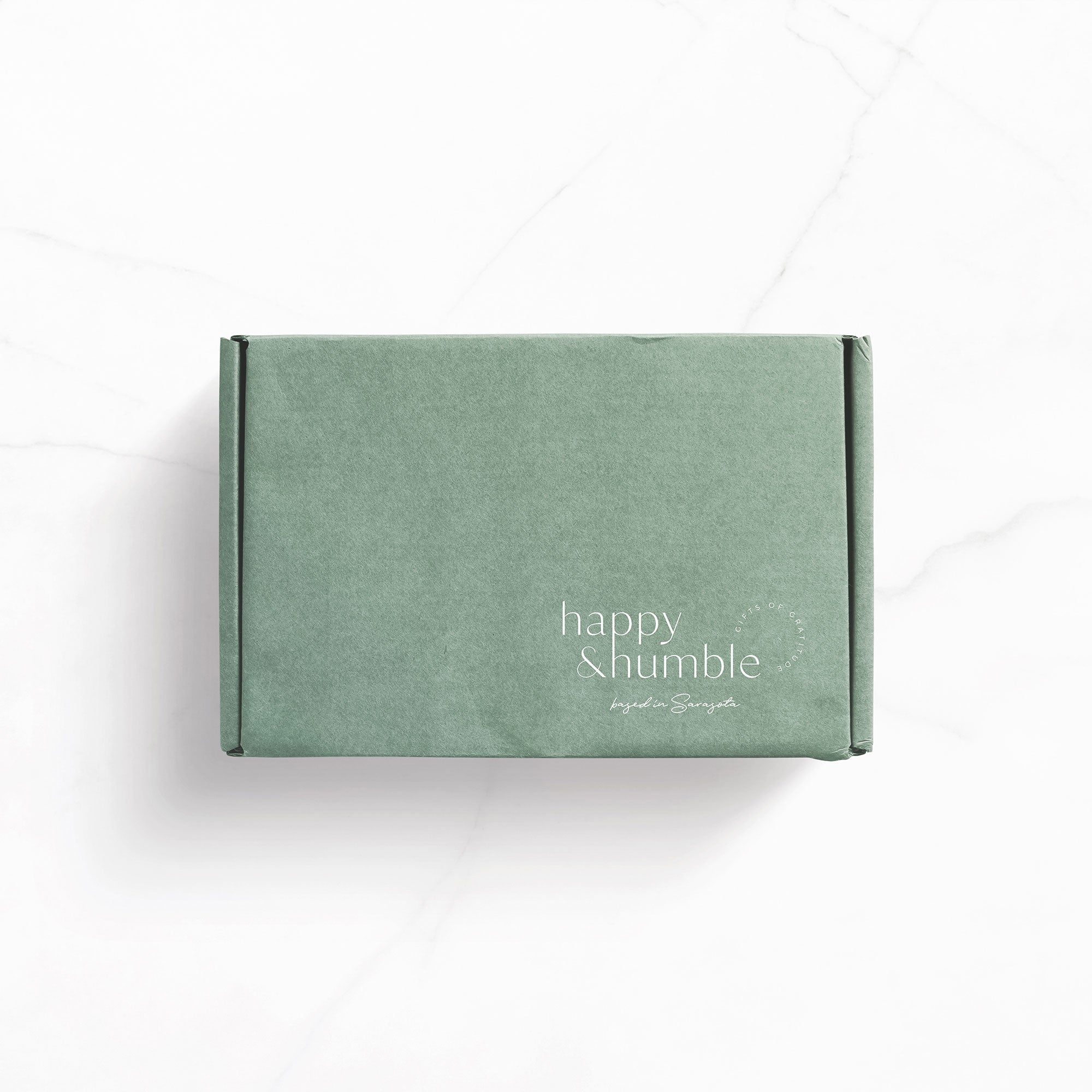 Karolina Król Studio custom minimalist shipping box design
