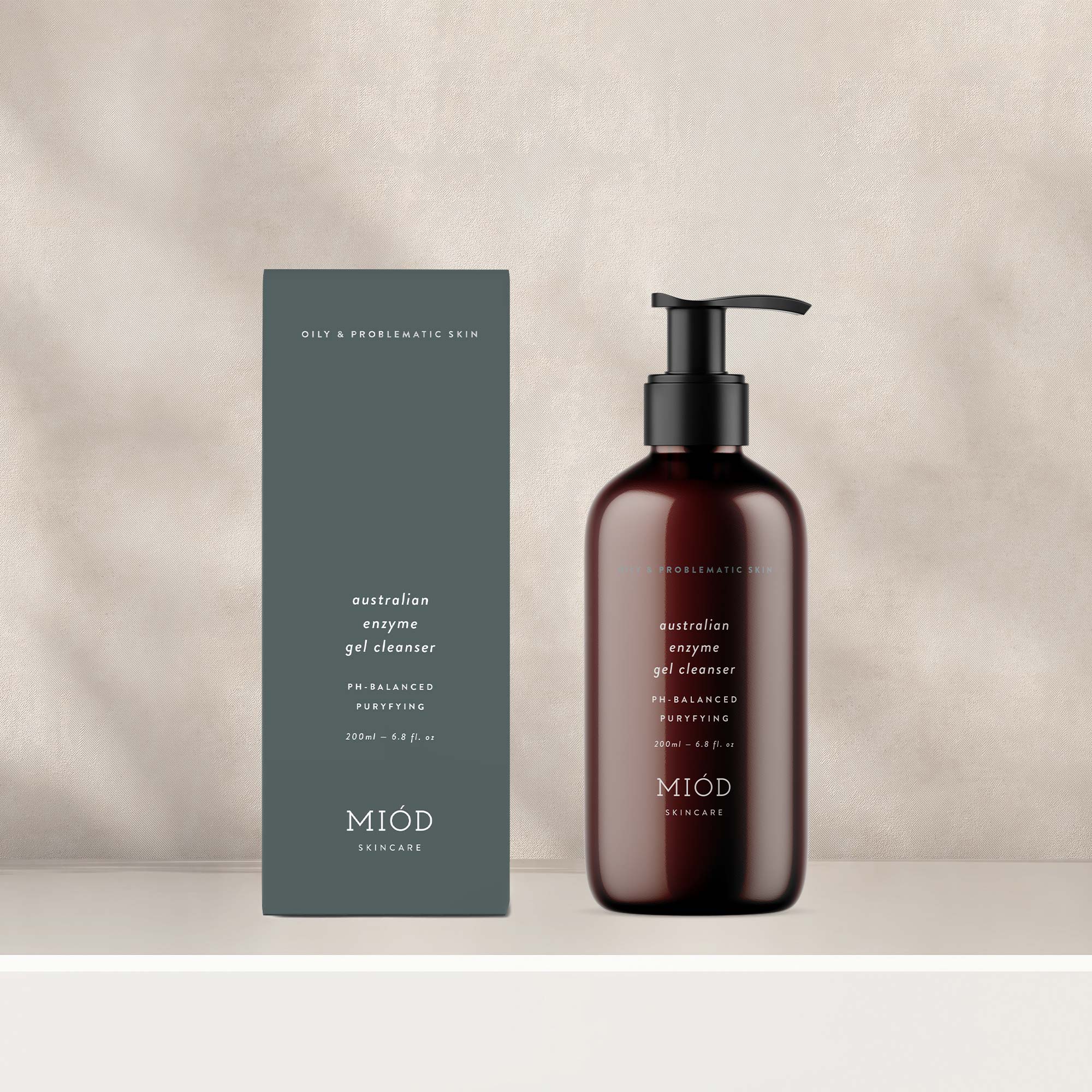 Karolina Król Studio Miód Skincare clean minimalist packaging design for gel cleanser