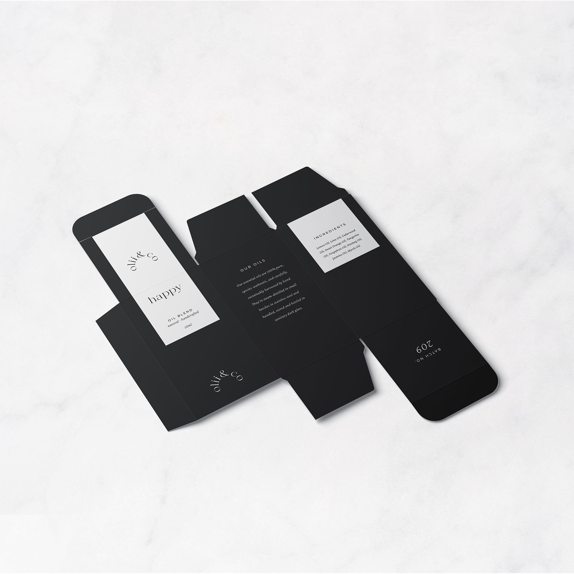 Karolina Król Studio minimalist box design for organic essential oils 