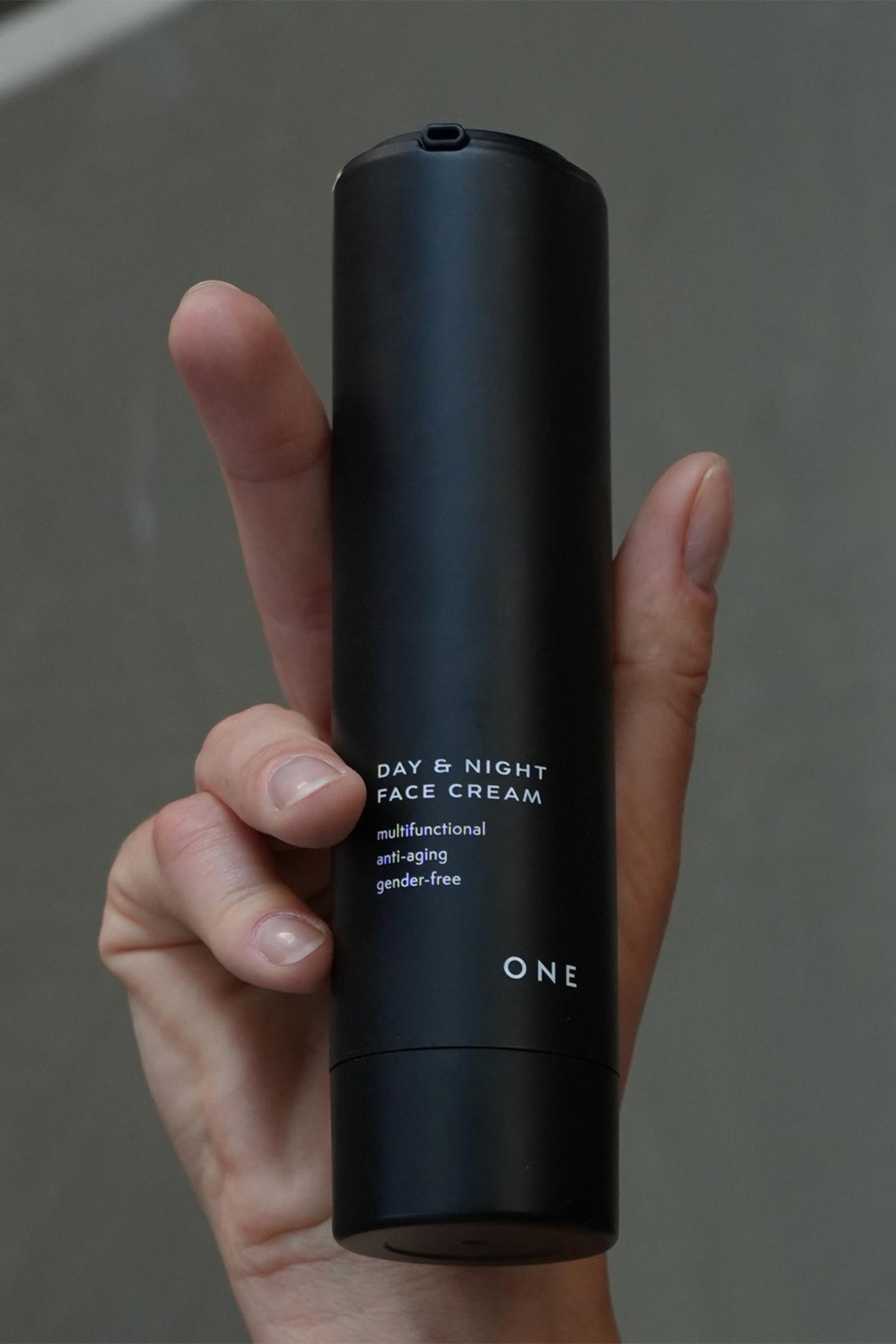 karolina krol studio one cosmetics genderless skin care day night cream minimalist packaging design
