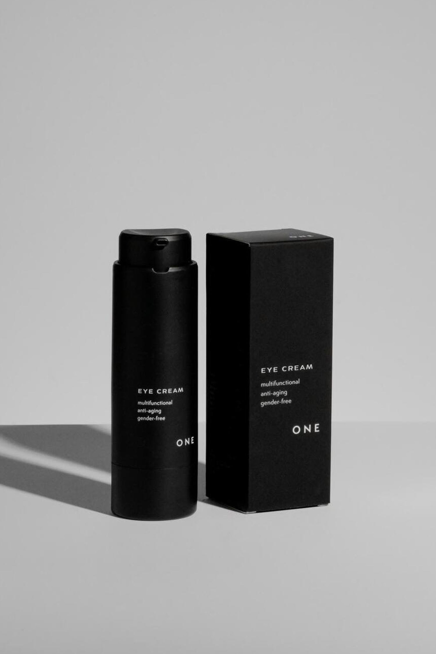 karolina krol studio one skin care eye cream box bottle
