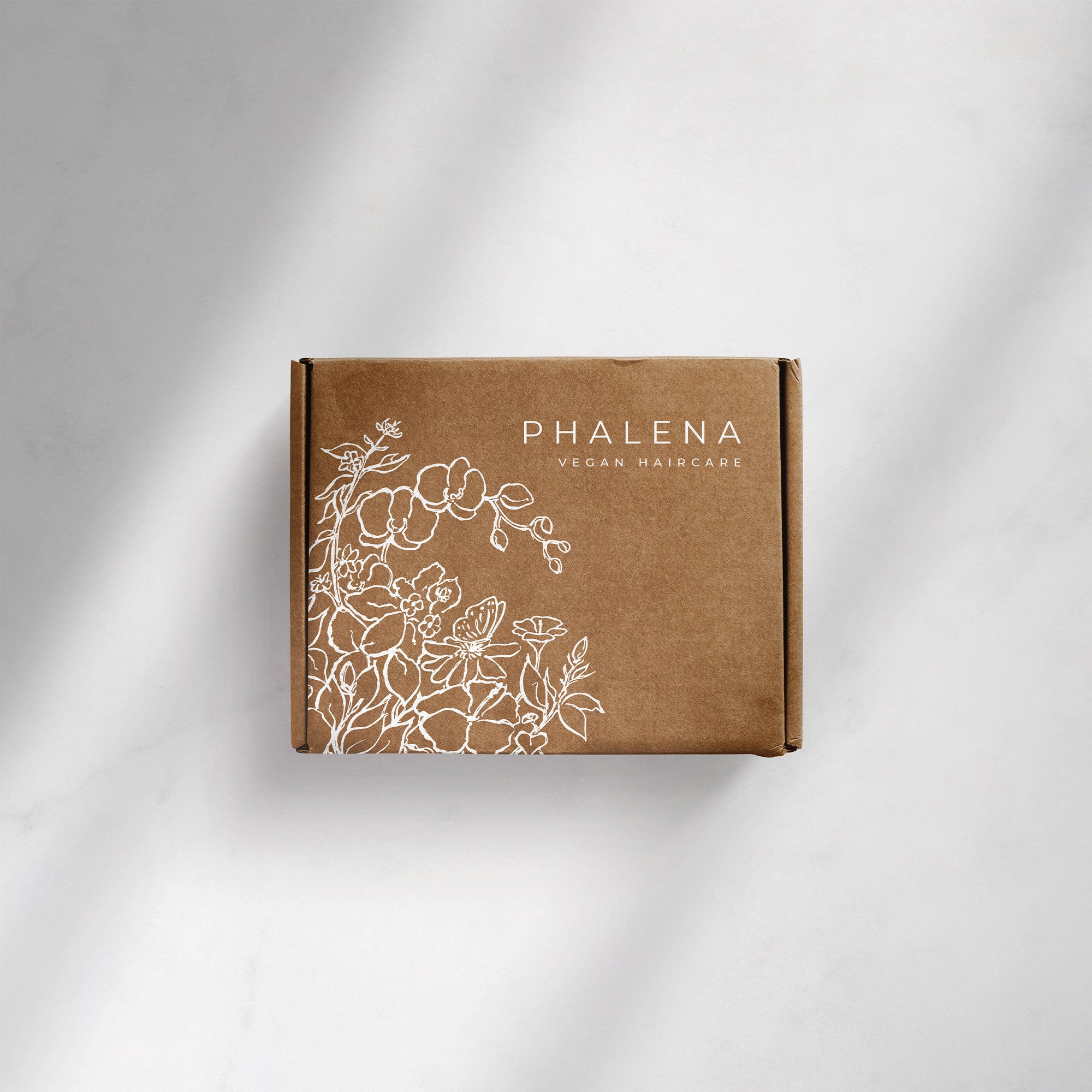 karolina krol studio minimalist shipping box packaging design good reviews